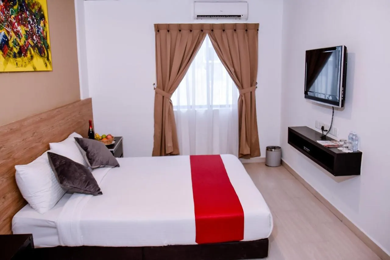 We Hotel Butterworth