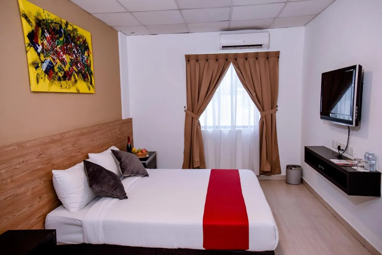 We Hotel Butterworth